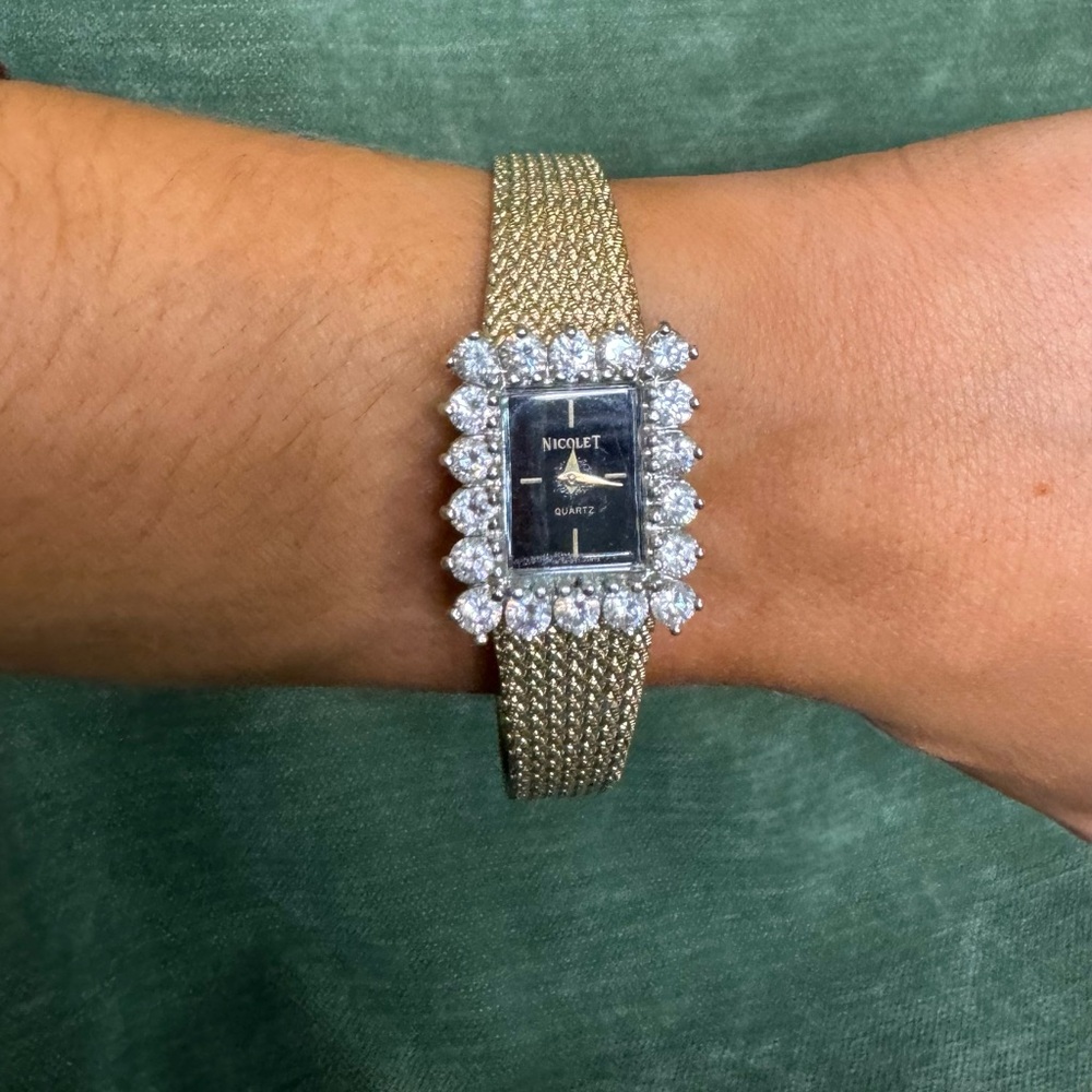 Vintage Nicole Watch!